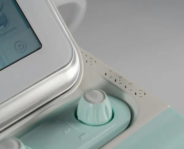 Programmable infusion rates advanced infusion pump for precise customisable and safe medication delivery for ICU step-down post-surgical neonatal oncology palliative chronic illness cardiac and diabetic patients requiring accurately programmable intravenous drug and fluid infusion at home and hospital