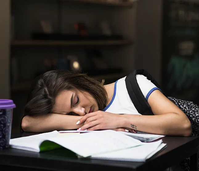 What is a sleep study – patient undergoing overnight polysomnography sleep study test with sensors attached for monitoring brain activity, breathing patterns, and heart rate for accurate sleep disorder diagnosis